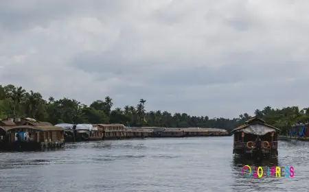 Best Luxury Houseboat Alleppey | Premium Boathouse Kerala