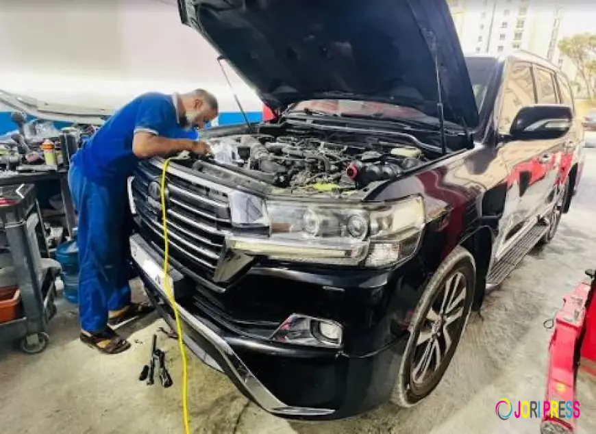 Paintless Dent Removal (PDR): The Smart Fix for Shopping Mall Door Dings