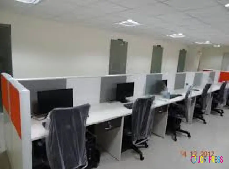 The Role of Commercial Office Chairs in Employee Wellbeing