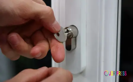 What Should You Do When You're Locked Out in Coventry? A Complete Safety Guide