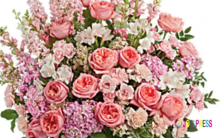 How Can Flower Arrangements for Mother’s Day Brighten Her Entire Day?