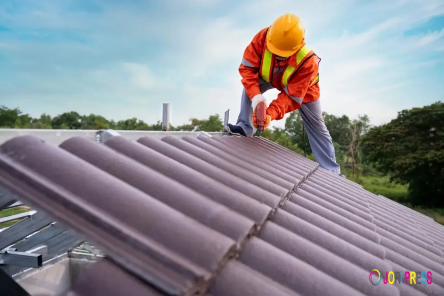Navigating the Maze: Does Homeowners Insurance Cover Roof Damage in Florida?