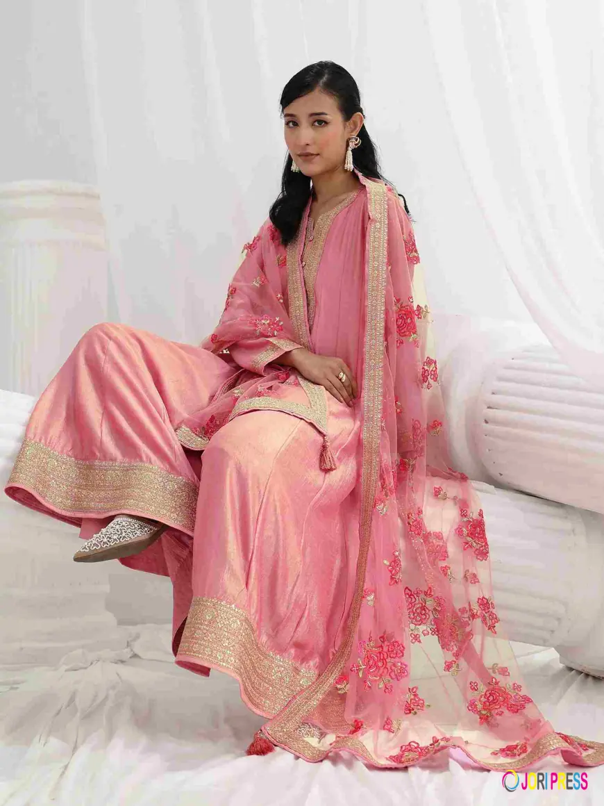 Discover Latest Western Dresses for Women at Libas