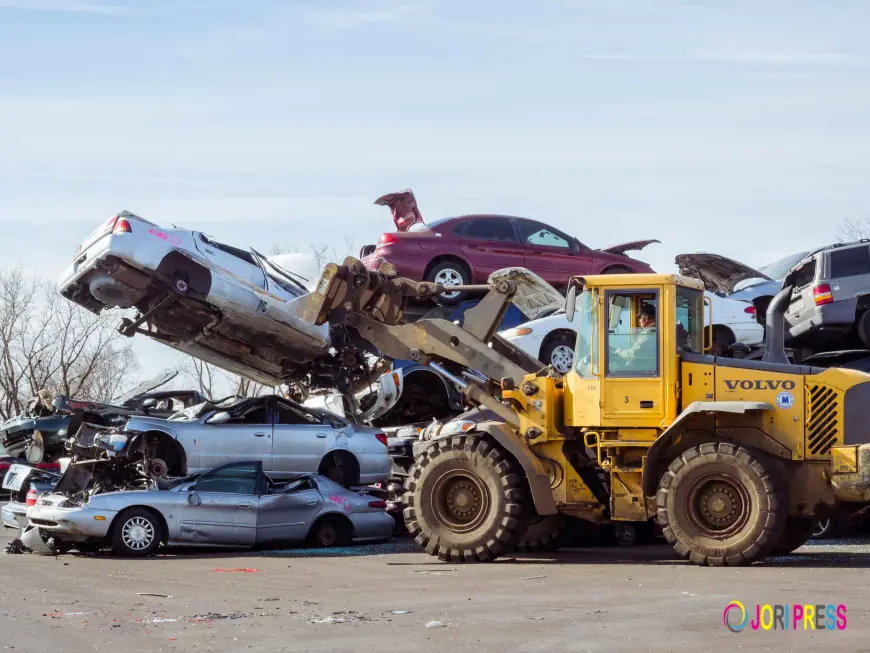 How to Choose the Right Junk Car Disposal Service