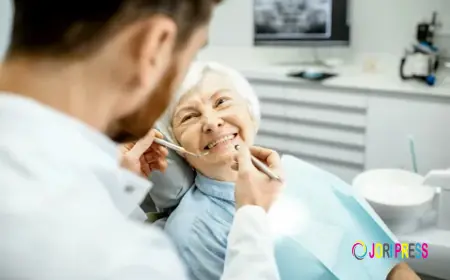 What Challenges Does Geriatric Dentistry Address?
