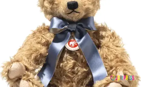 How Can the Steiff Cosy Year Bear 2026 Add Value to Your Collection?
