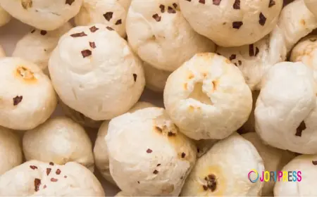 Why Makhana Snacks Are Better Than Chips and Namkeen
