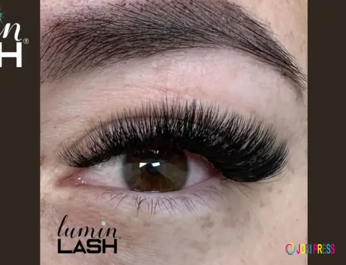 Want Natural Beauty with Eyelash Extensions Richmond Experts?