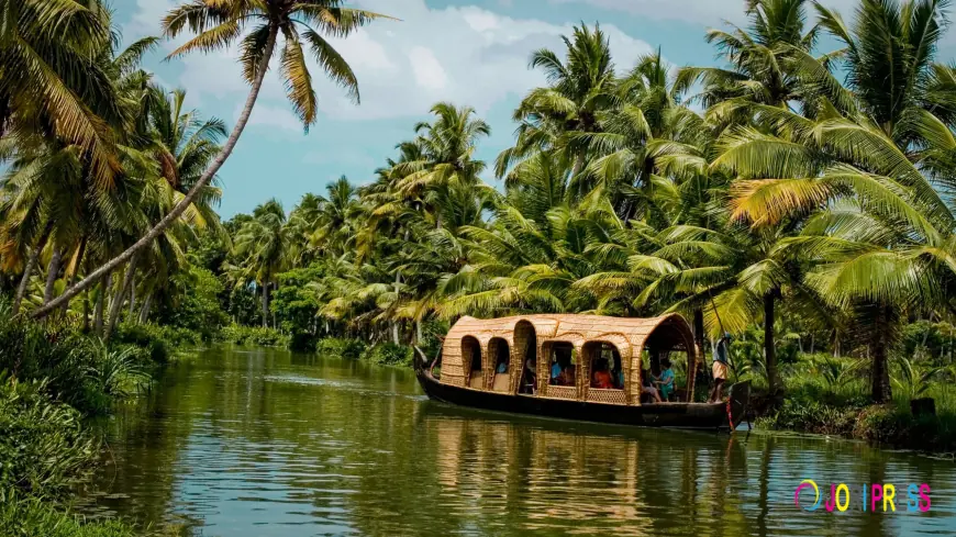 Top Destinations Covered in South India Tour Packages with Kerala Backwaters