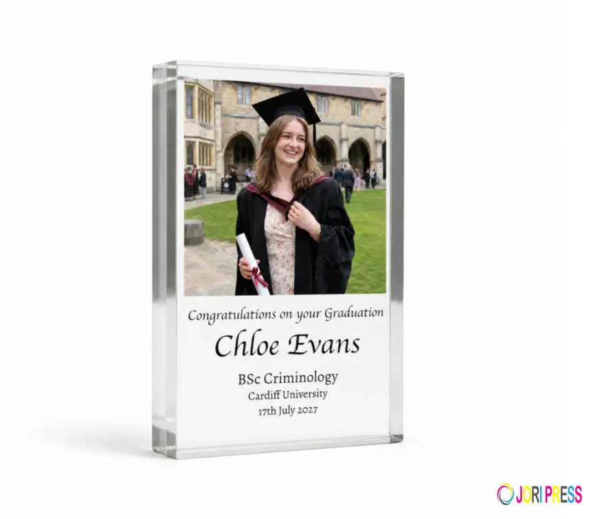 Make Graduation Unforgettable with Personalised Graduation Gifts