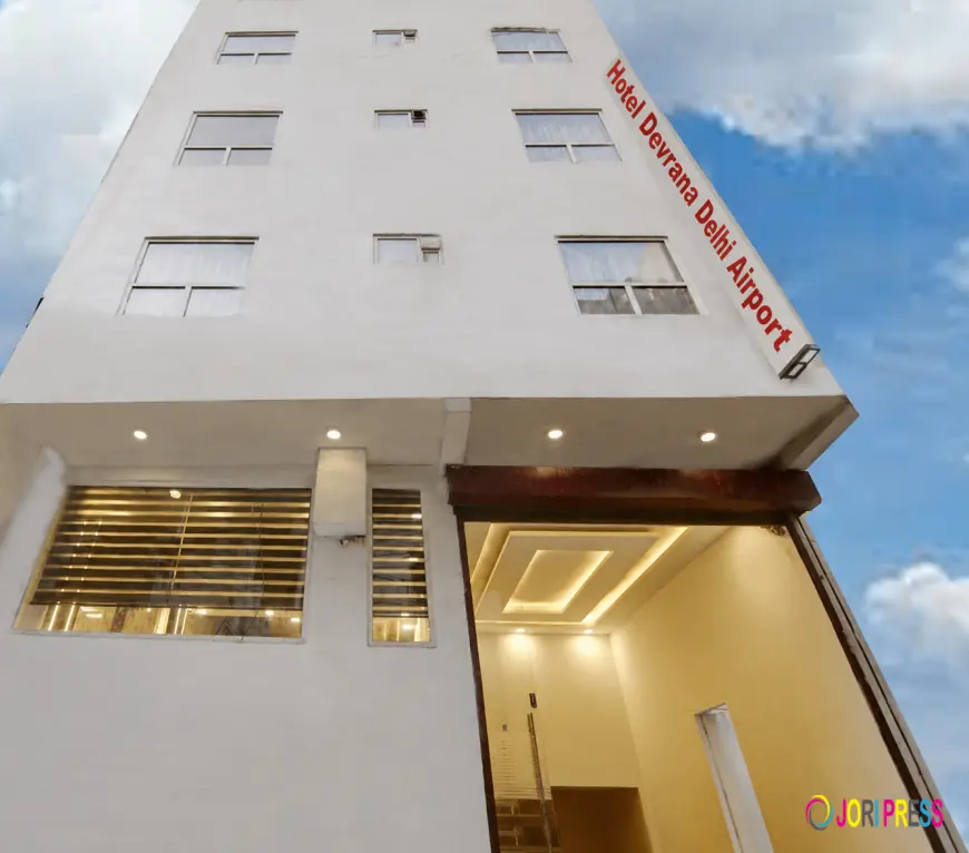 Welcome to a Comfortable Stay Near Delhi Airport