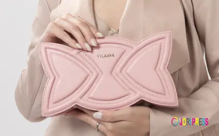 Leather Clutch Bag: The Perfect Accessory for Every Occasion