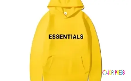 Essential Hoodies – Premium Comfort & Modern Streetwear