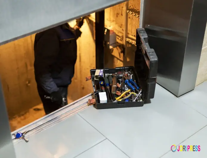 Why Regular Elevator Maintenance Helps Prevent Costly Breakdowns