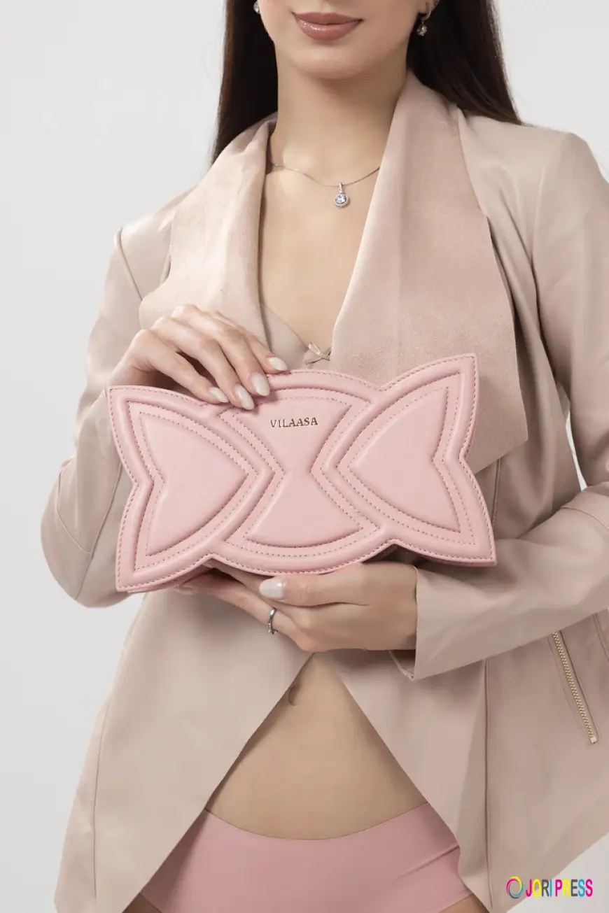 Leather Clutch Bag: The Perfect Accessory for Every Occasion