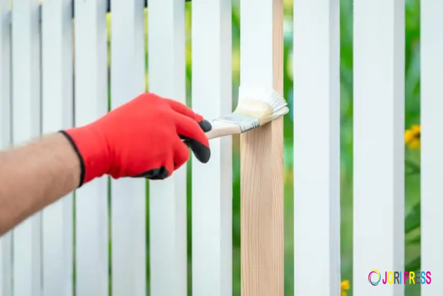 Samet Painting Enhances Outdoor Property Care with Fence Painting Services