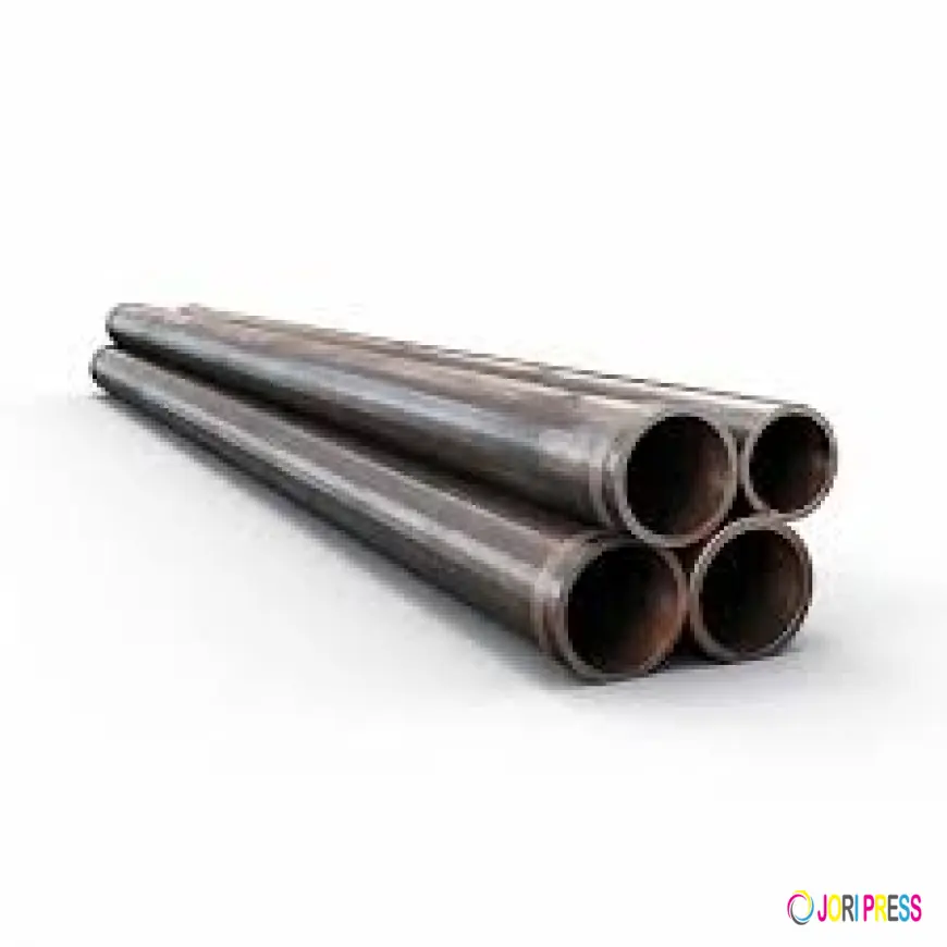 A Complete Guide on Carbon Steel Pipe: Features, Benefits & Applications