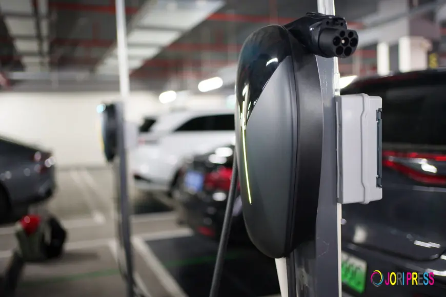 Looking Beyond Price When Comparing Energy Providers in Sydney