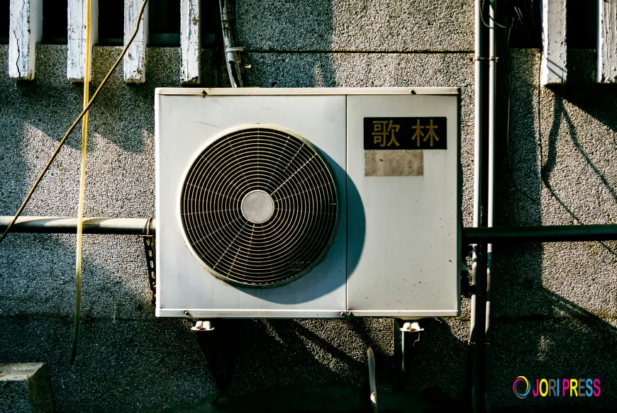 The Importance of Changing Your HVAC Air Filter Regularly
