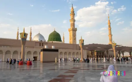 Discover Affordable and Comfortable Umrah Packages 2026 UK with Haram Travel