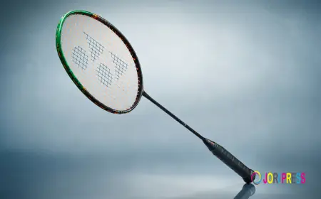 Head-Heavy vs Head-Light Badminton Rackets: Which Should You Choose?