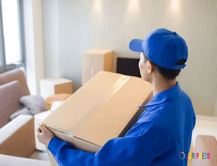 How Do Packers Movers Companies Ensure Timely Delivery for Long-Distance Moves?