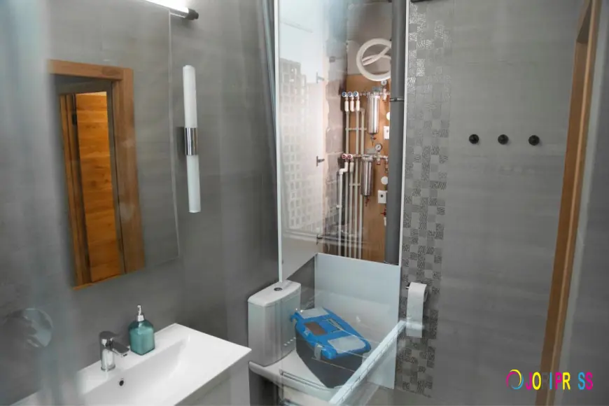 Is a Tub-to-Shower Conversion Worth It? Pros, Cons, and Cost