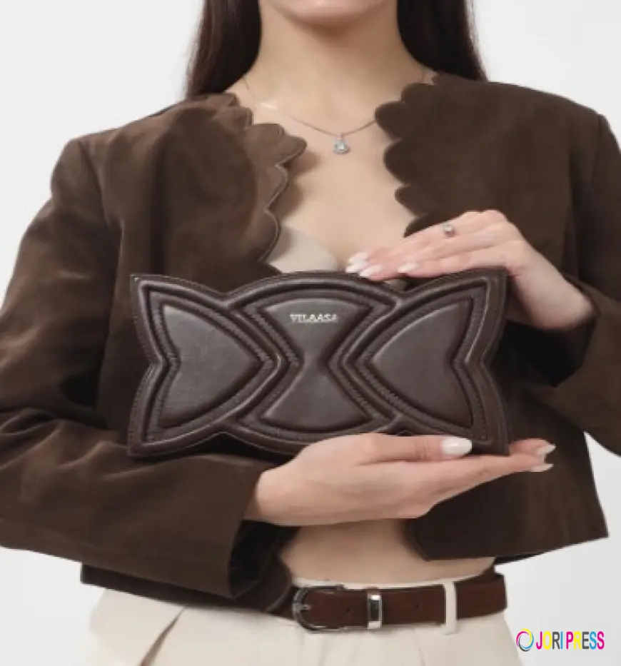 Tulip Brown Leather Clutch Bag for Women – A Perfect Blend of Style and Practicality