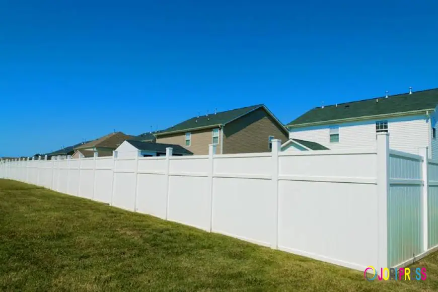 How Much Does a Vinyl Fence Cost in Toledo Ohio? (2026 Pricing Guide)