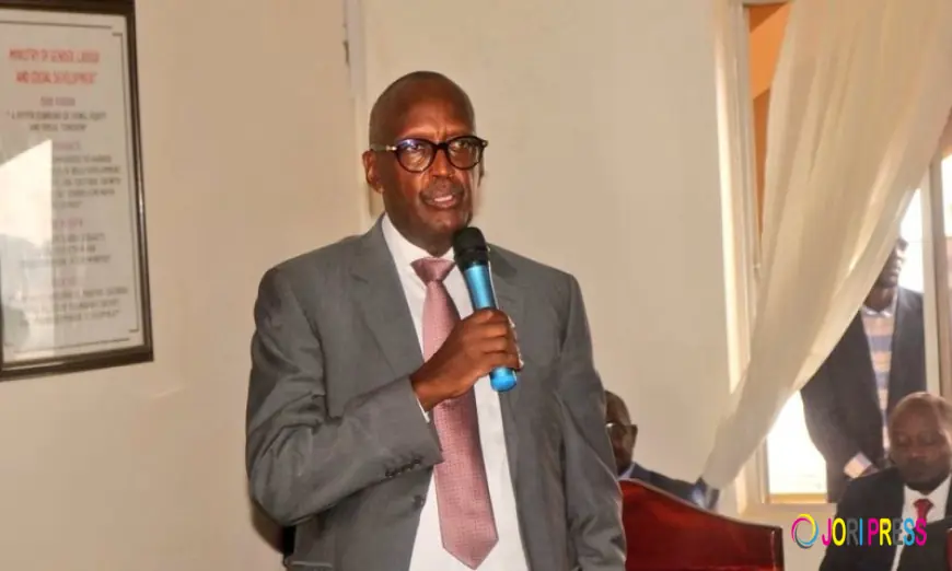 Minister Henry Tumukunde Gives Directives to Labour Export Recruitment Firms to register afresh.