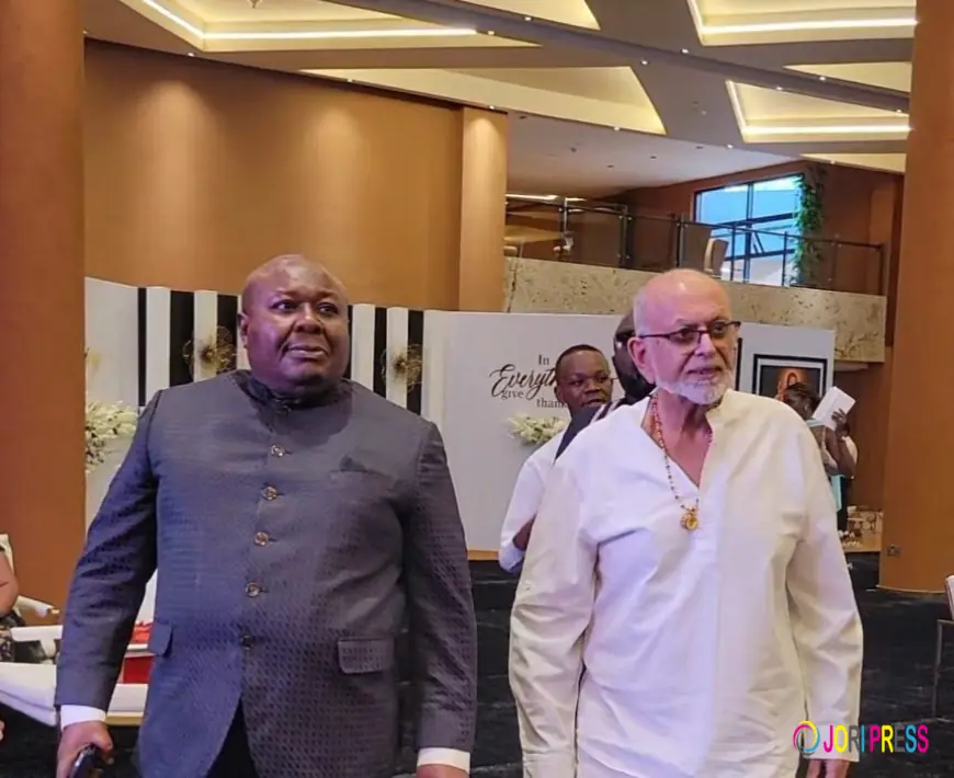 Businesswoman Goodra’s thanksgiving dinner unifies Tycoon Sudhir with Top Business Leaders