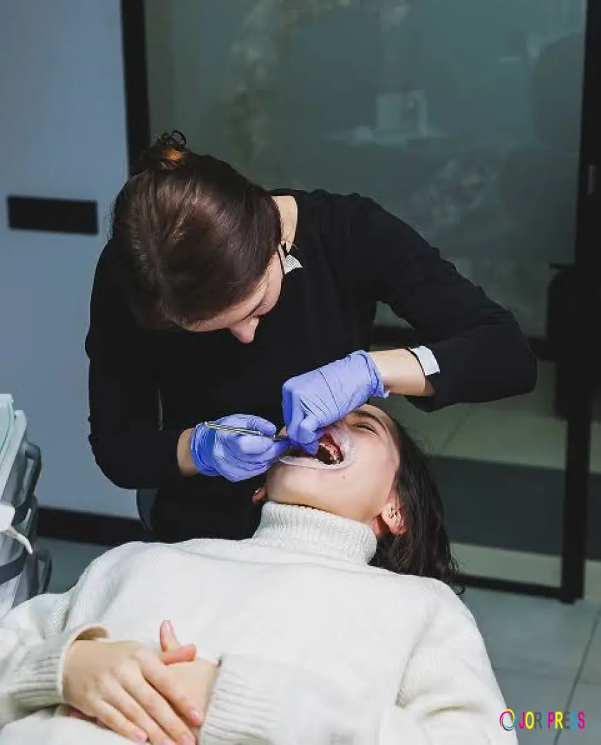 Best Cosmetic Dentistry in Dubai: Transform Your Smile with Personalized Care