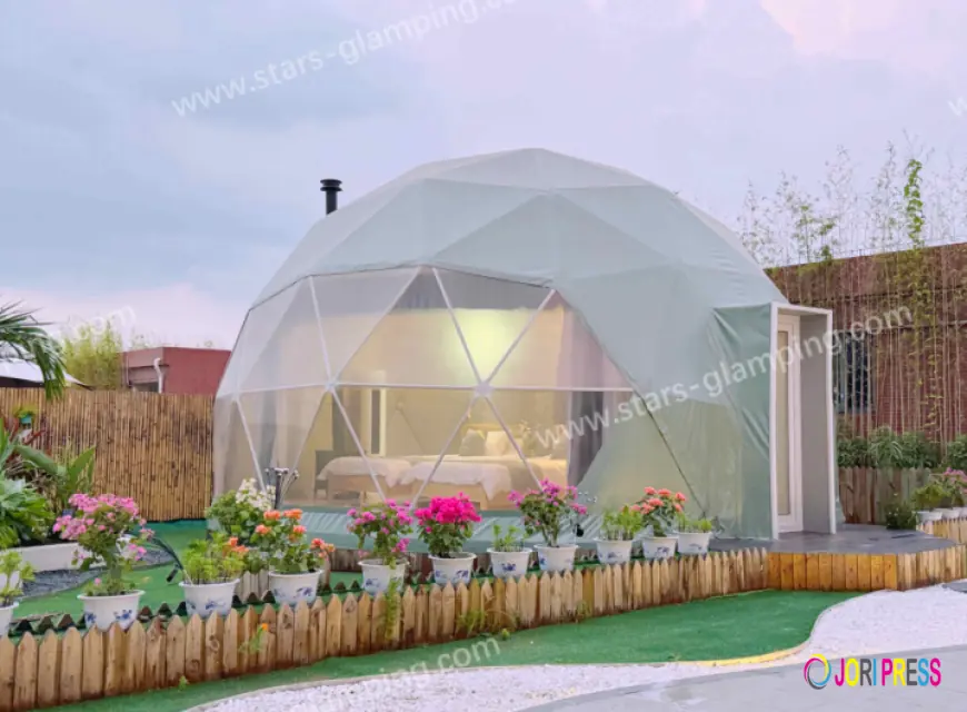 Geodesic Dome Tents: Elevating Stargazing Resort Experiences