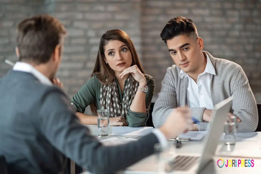 How Family Mediation Can Help Resolve Disputes Before Court