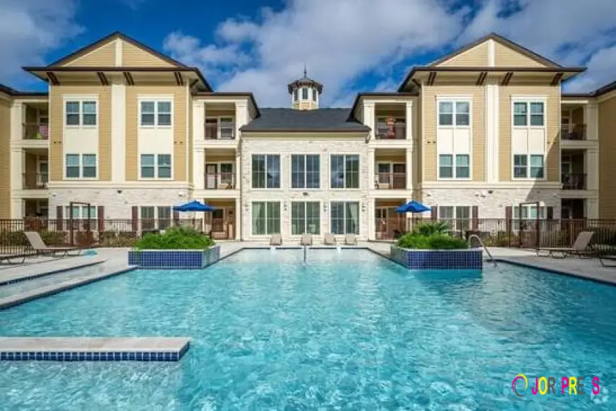 What Makes Senior Housing in Brookshire, TX an Ideal Choice for Comfortable Retirement Living?