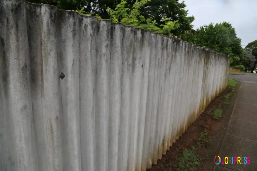 Straight Up Retaining Fencing & Earthworks Expands Asbestos Removal Services Across Perth
