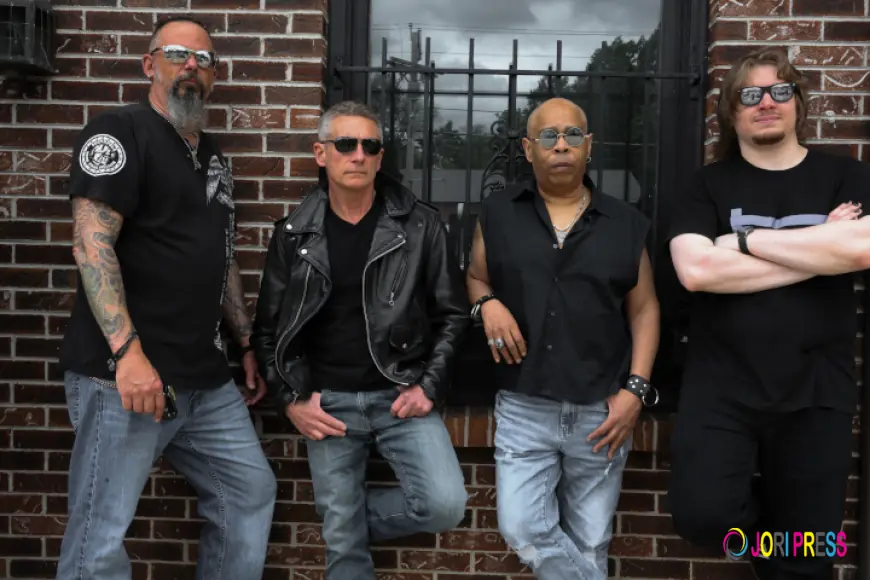 B.F. Raid's Combat Zone Earns New England and International Radio Support from WNES and Mexico's Estación Rock