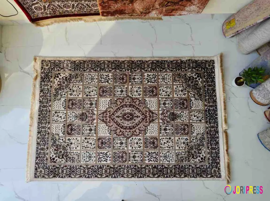 Beautiful Silk Rugs in Thane to Transform Your Home