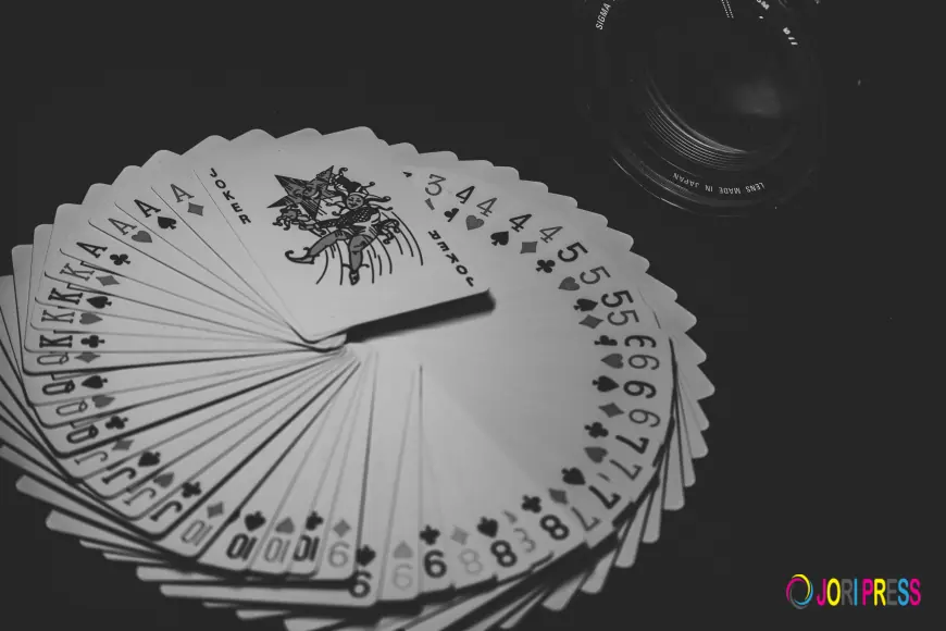 How to Play Online Poker Better: A Beginner’s Strategy Guide