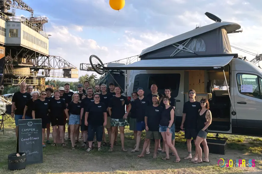Camper Innenausbau Ideen: Möbel, Stauraum und Schlafbereich clever planen