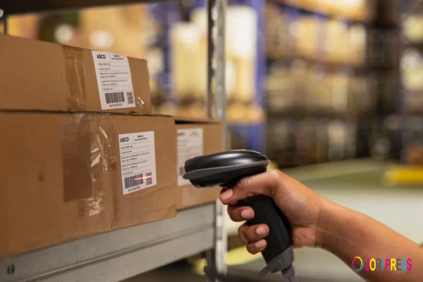 10 Retail Technology Solutions Businesses Can Consider for Better Inventory Management