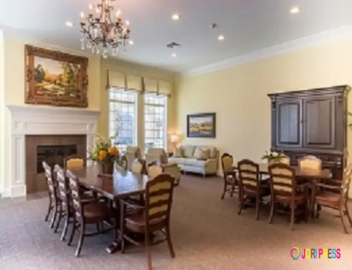 The Cottages Senior Living Shares Insights on Comfort-Focused Care During National Hospice Month