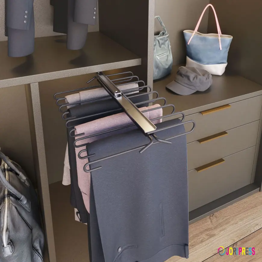 Choosing Wardrobe Accessories for Efficient Storage
