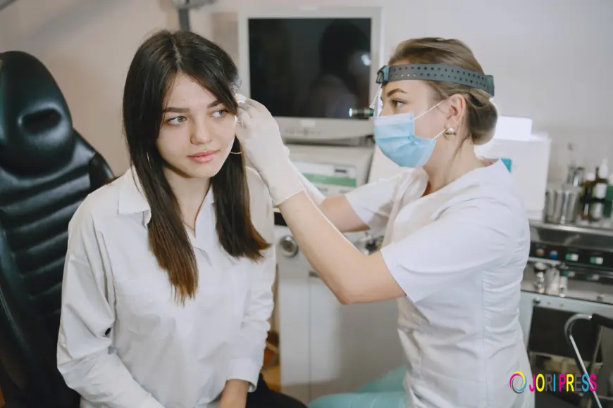 Microsuction for Earwax: What to Know Before Treatment
