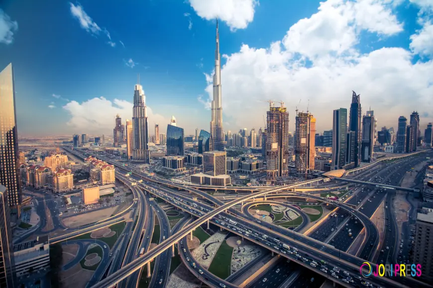How a Dubai Property Advisor Identifies Red Flags in Property Deals