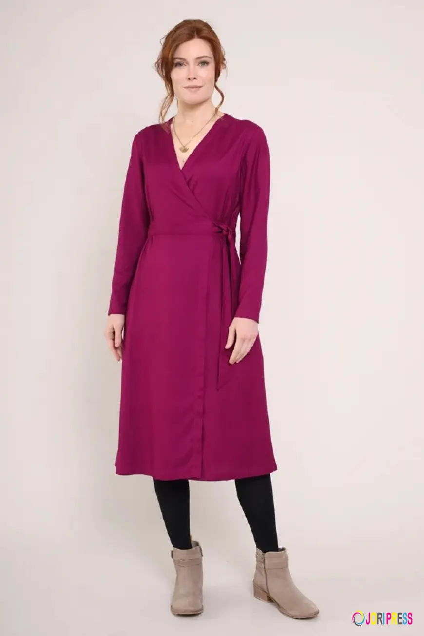Sustainable Clothing: A Guide to Organic Cotton Women's Clothing