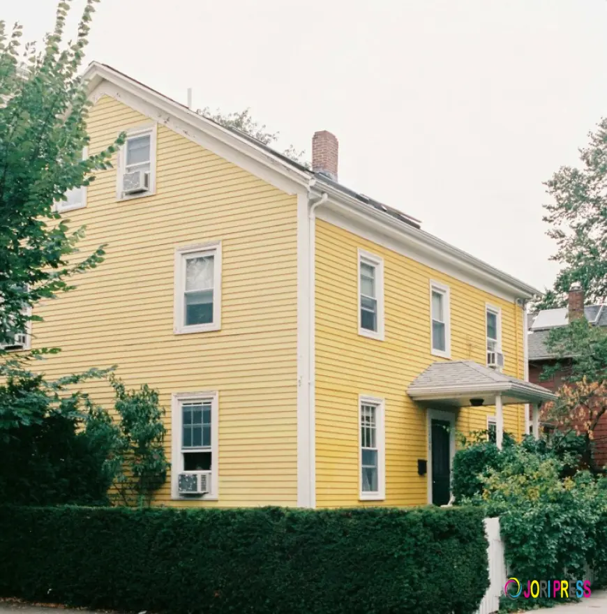 From Drab to Dramatic: Boosting Curb Appeal with New Siding
