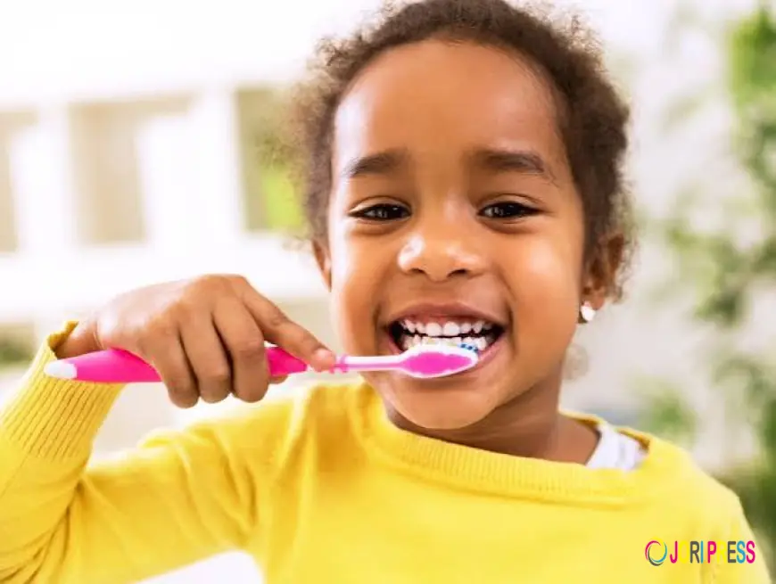 Best Toothbrush and Toothpaste for Infants: A Parent's Buying and Brushing Guide
