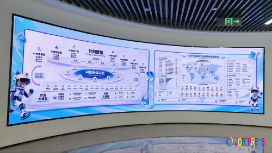 P2 Indoor Soft Full-Color LED Module | High-Definition Flexible Display Solution